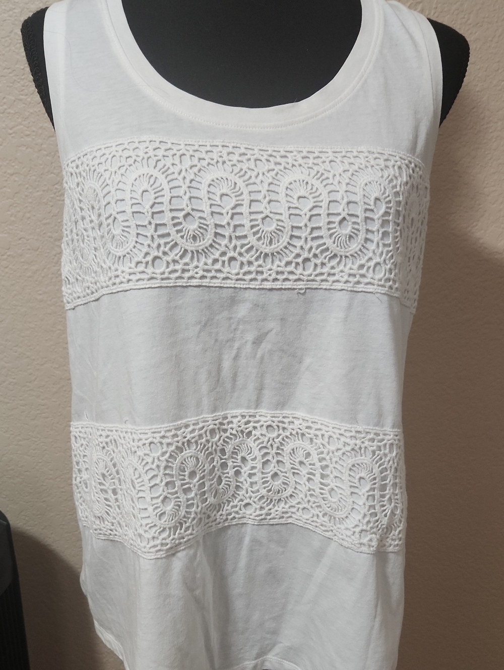 croft & barrow White Crochet-Panel Sleeveless Tank